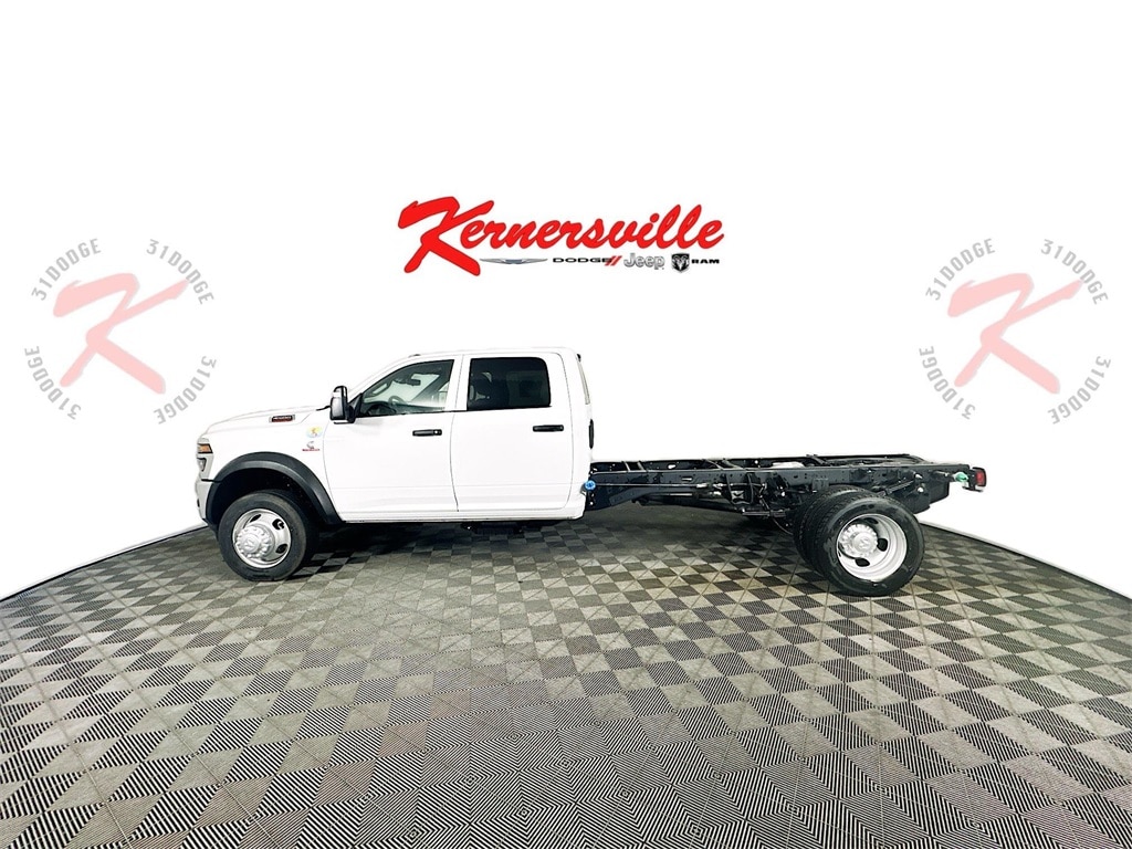 New 2025 Ram 4500 Chassis Tradesman 84CA Dually Truck Crew Cab