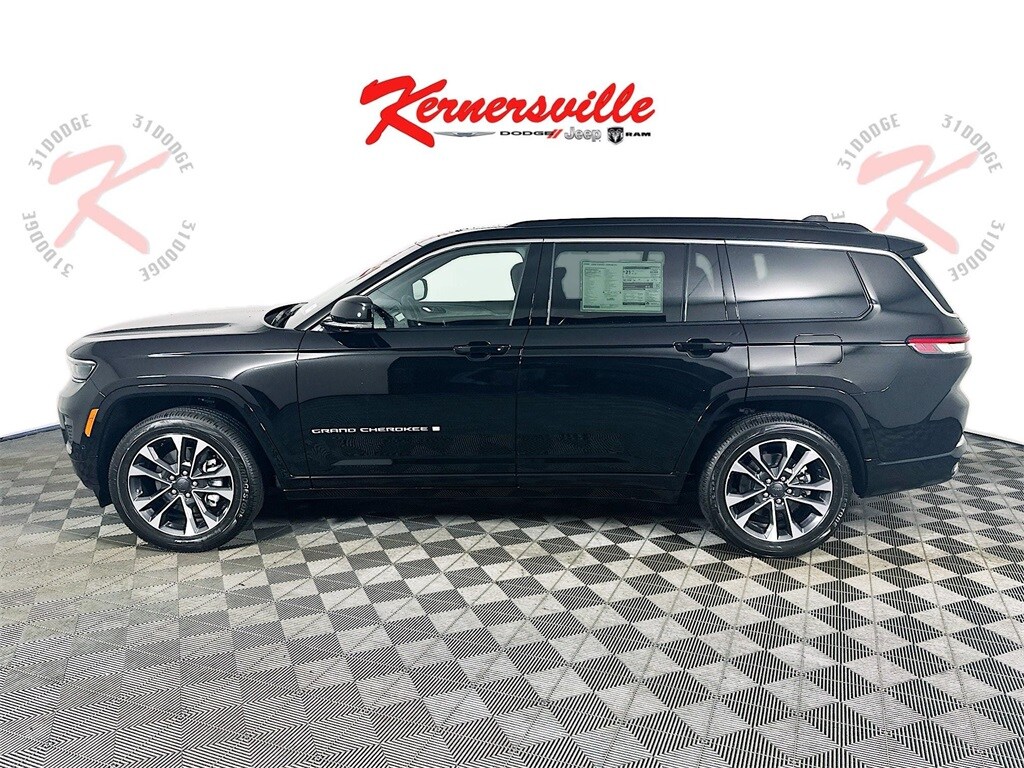 2025 Jeep Grand Cherokee Overland photo 4