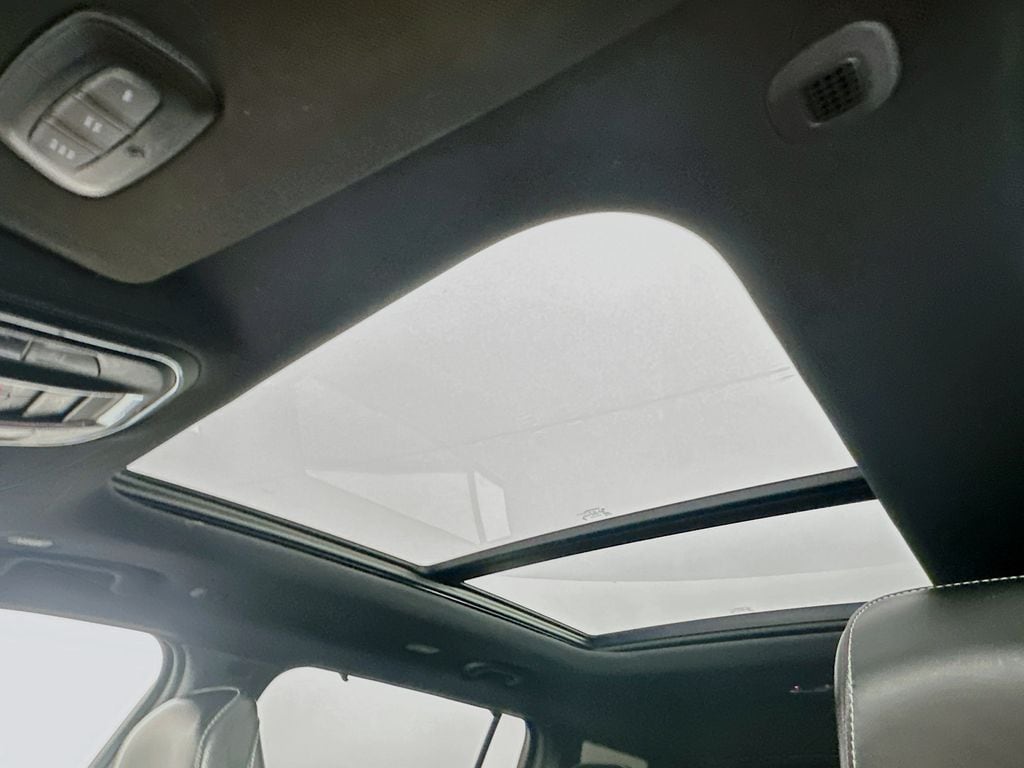 JeepGrand Cherokee L21