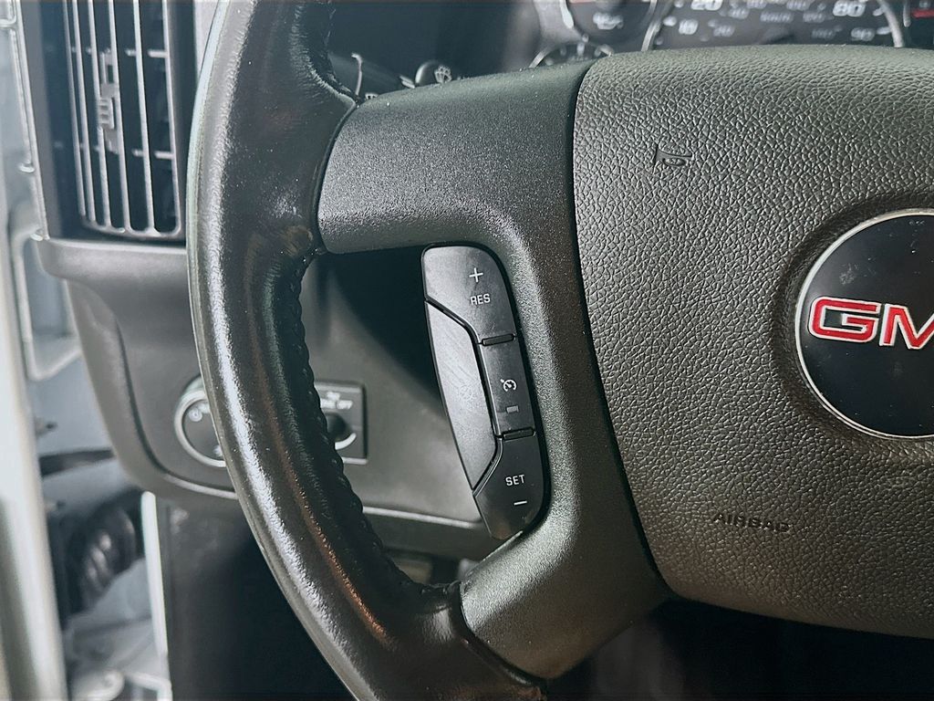 GMCSavana 250025