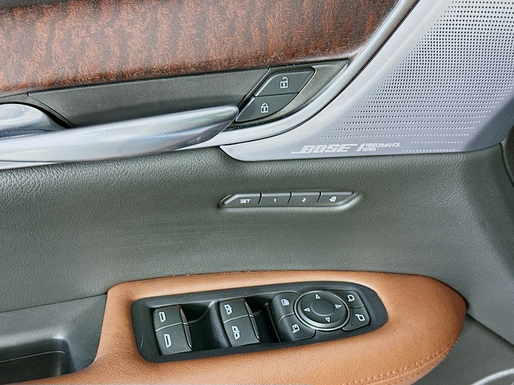 CadillacXT524