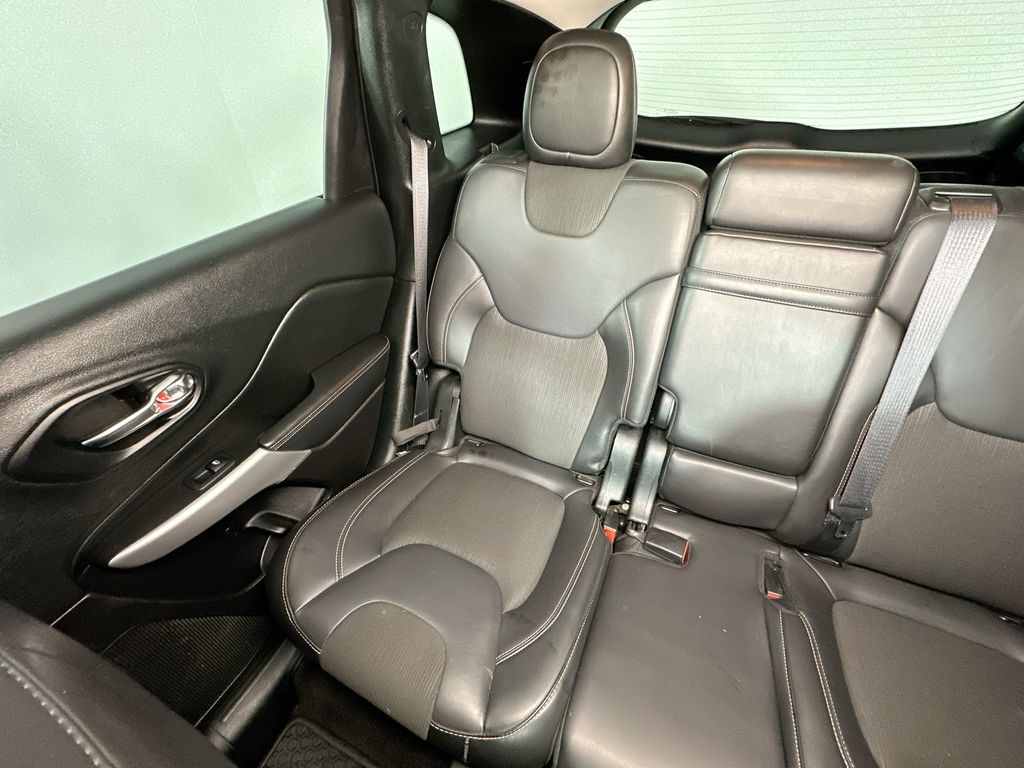 JeepCherokee12