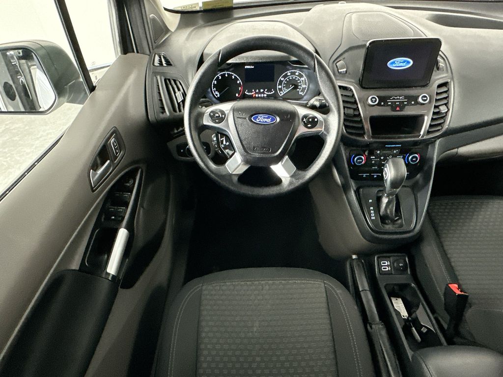FordTransit Connect9