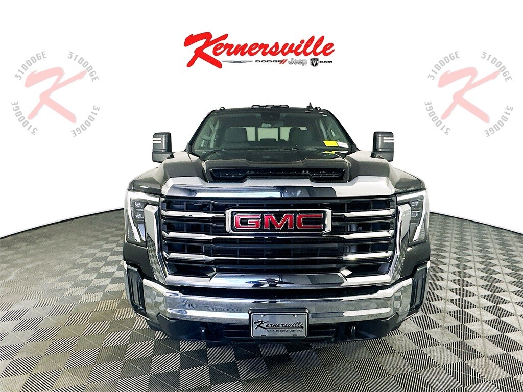 2024 Gmc Sierra HD SLE photo 2