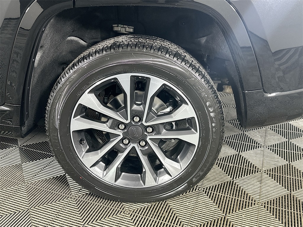 JeepGrand Cherokee17