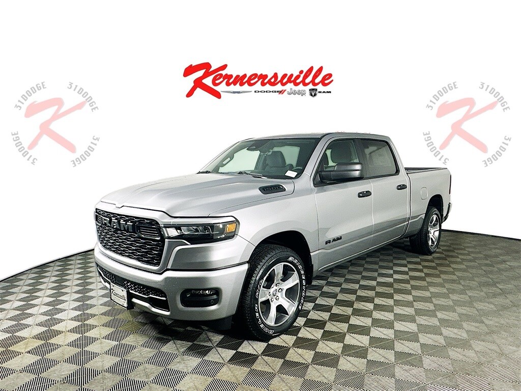 2025 Ram 1500 Tradesman photo 3