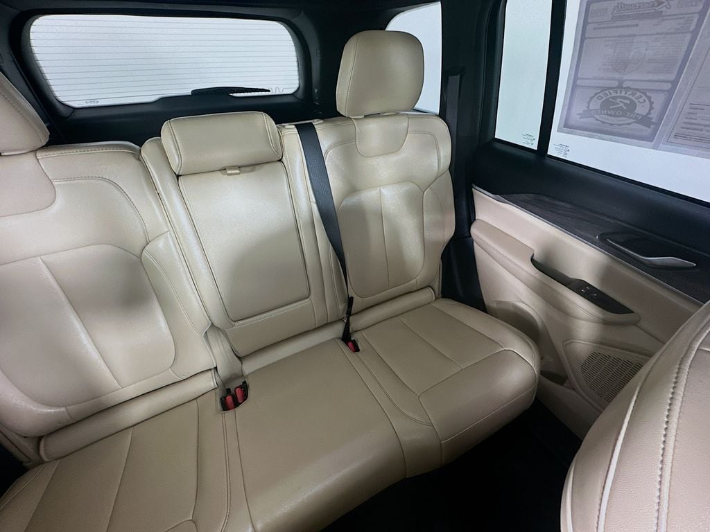 JeepGrand Cherokee14