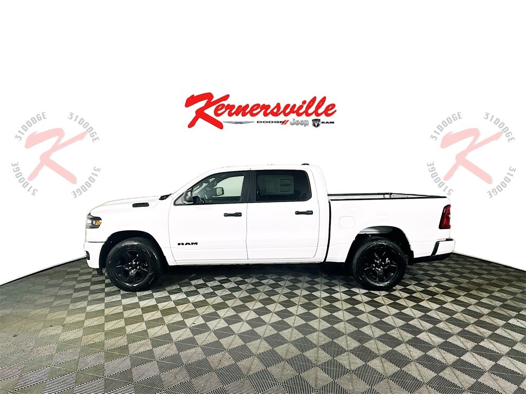 2025 Ram 1500 Tradesman photo 3
