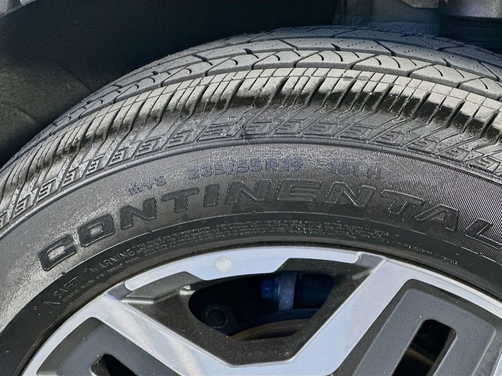 HyundaiSanta Fe32