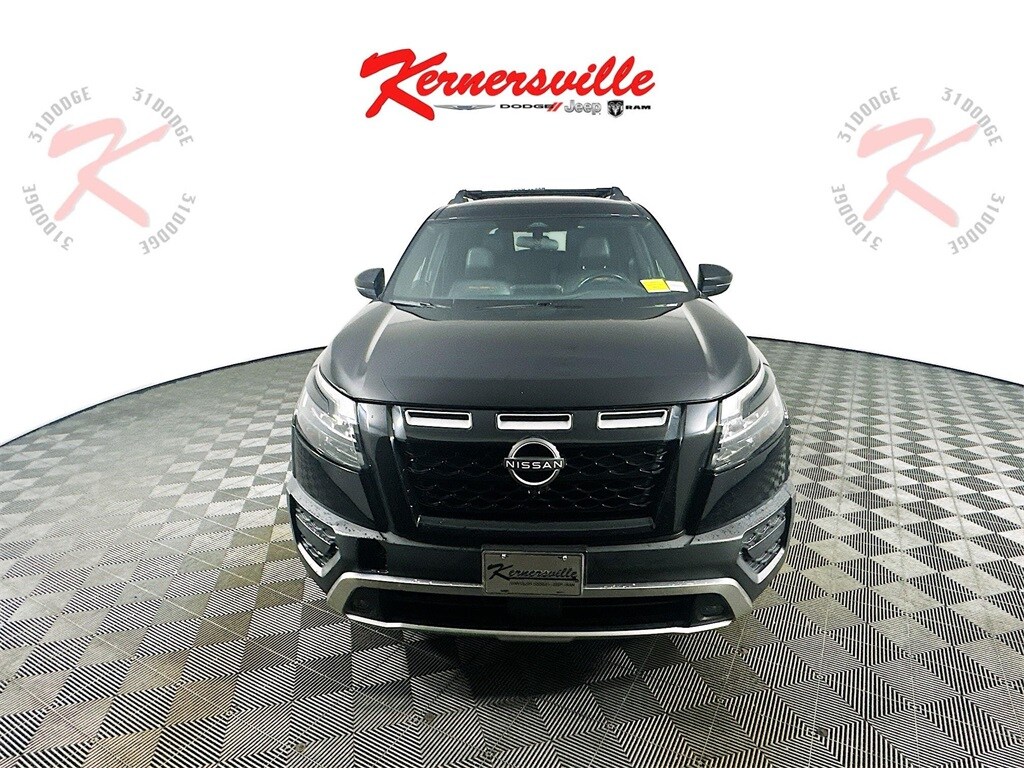 2023 Nissan Pathfinder Rock Creek photo 2