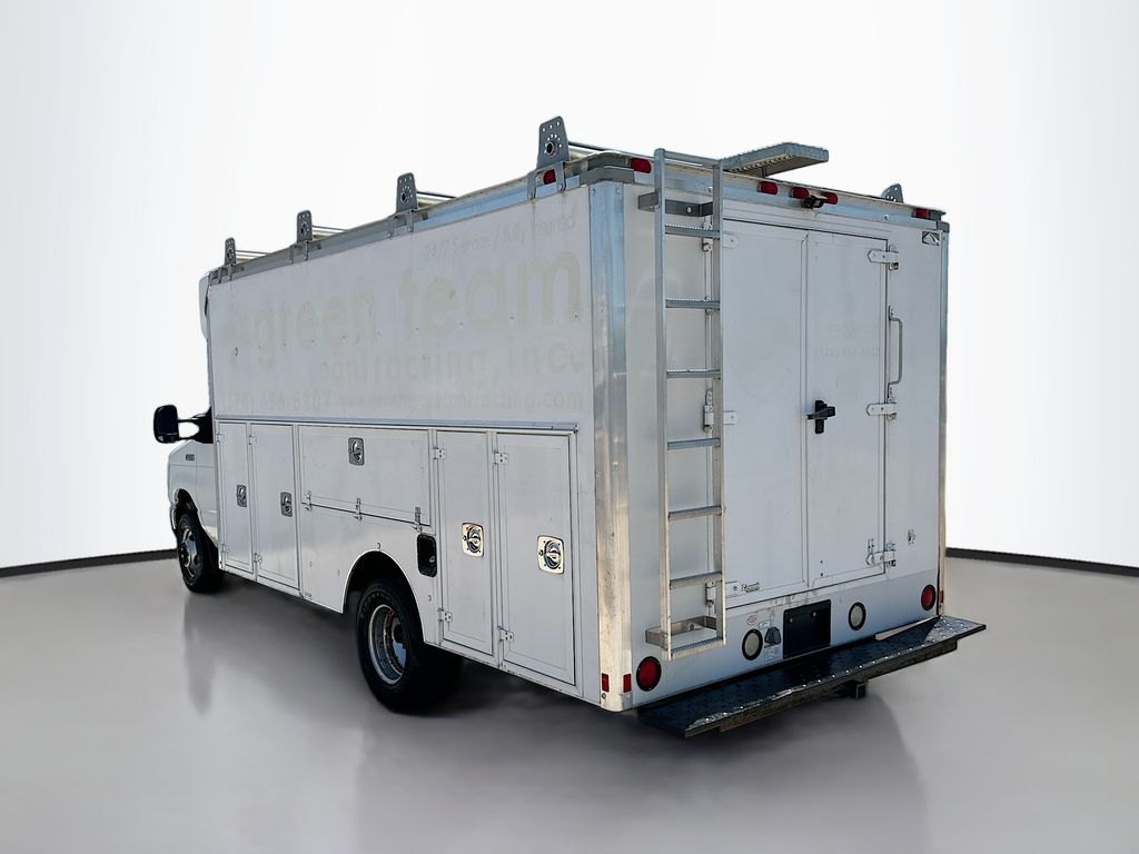FordE-450SD5