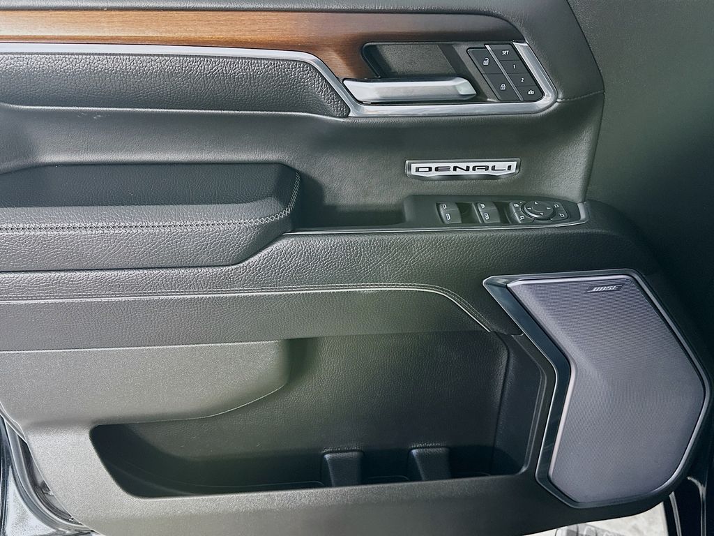GMCSierra 150025