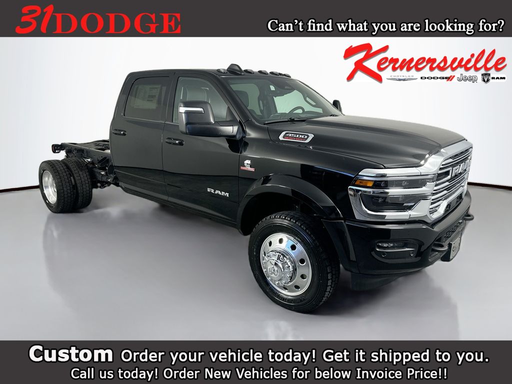 2026 RAM 4500 Big Horn 4X4 Crew Cab DRW 173" WB's photo