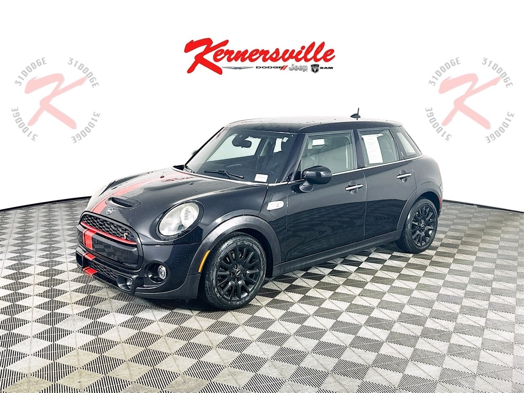 Used 2021 MINI Cooper S Classic Hatchback
