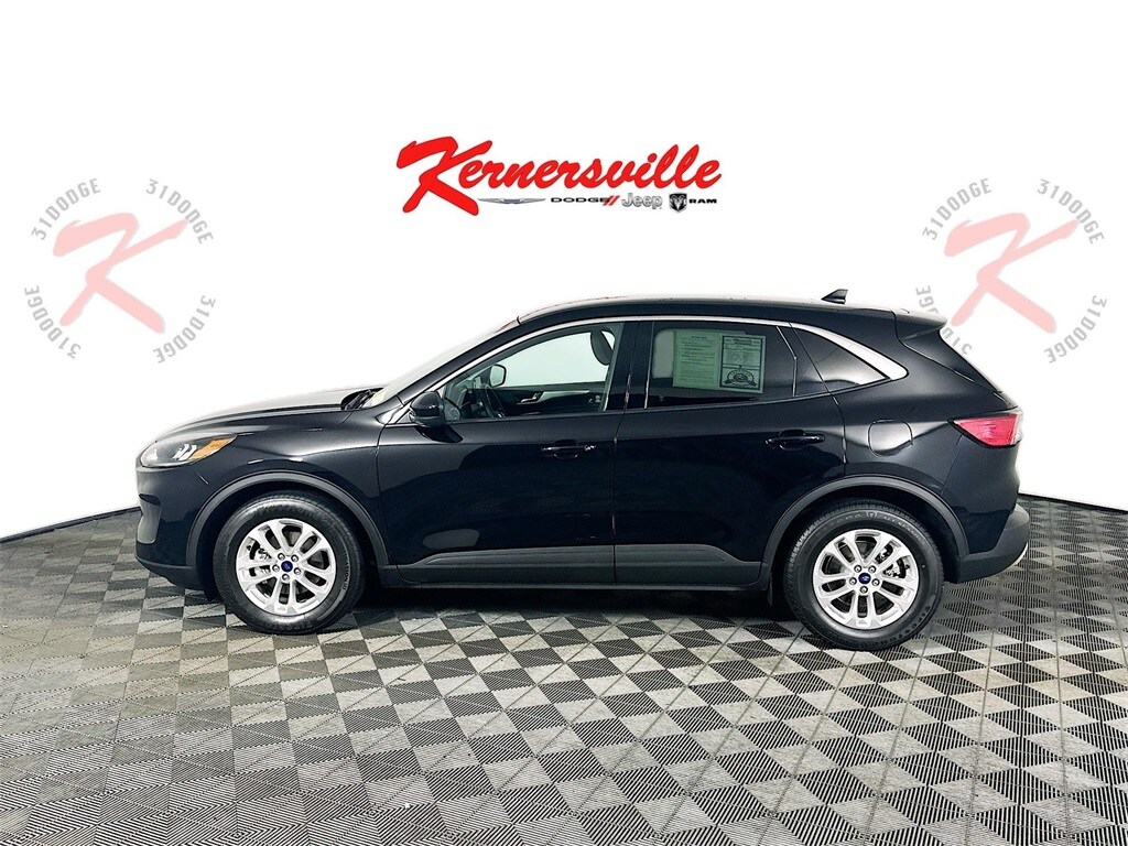 2021 Ford Escape Hybrid SE photo 4