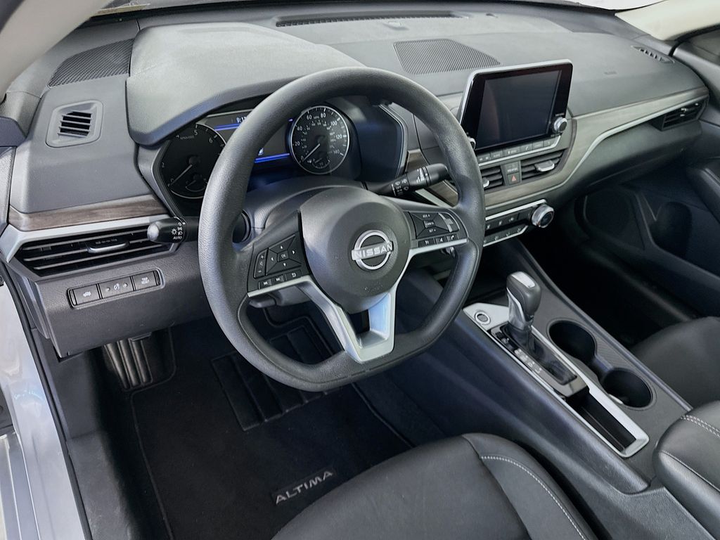 NissanAltima28