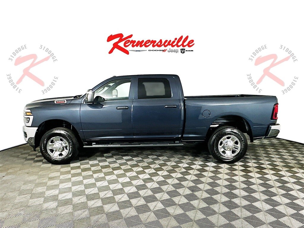 2025 Ram 2500 Tradesman photo 4