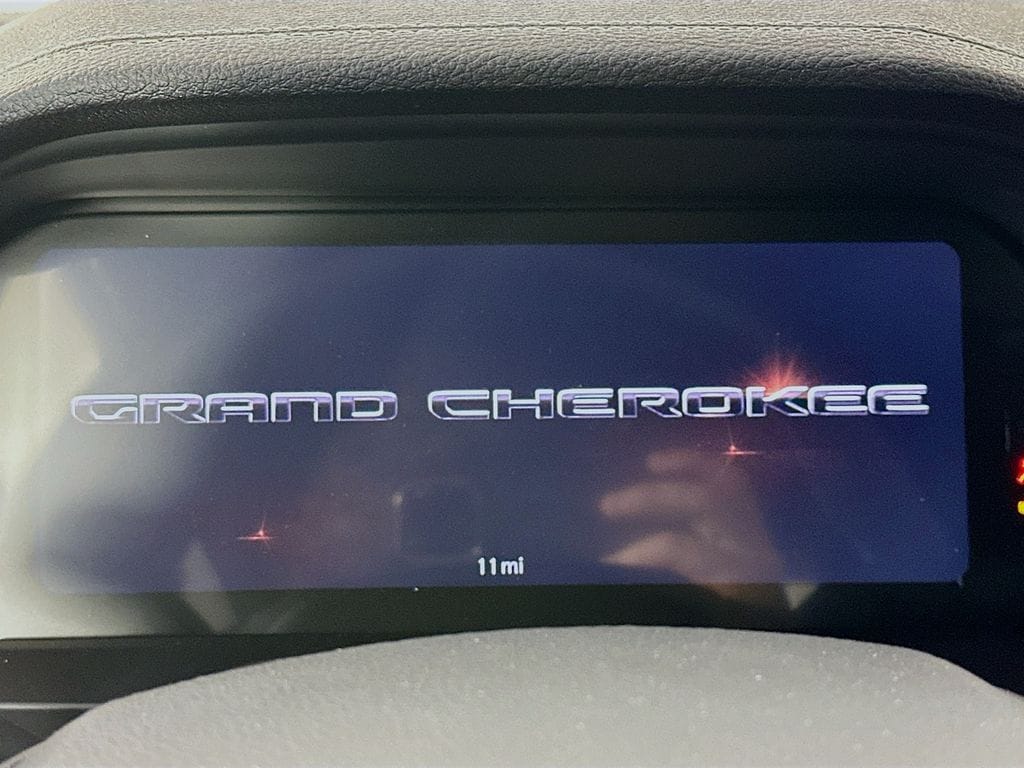 JeepGrand Cherokee L11