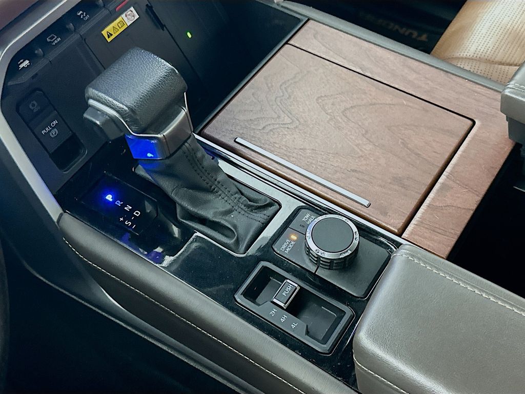 ToyotaTundra Hybrid16