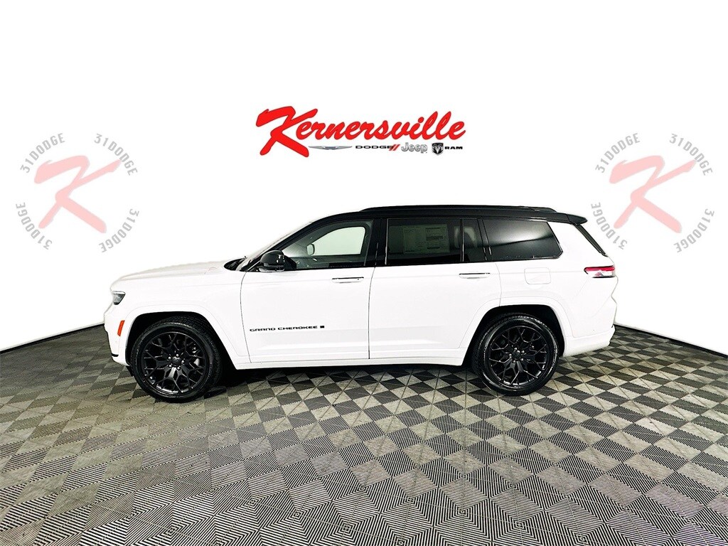 2025 Jeep Grand Cherokee L Summit photo 3