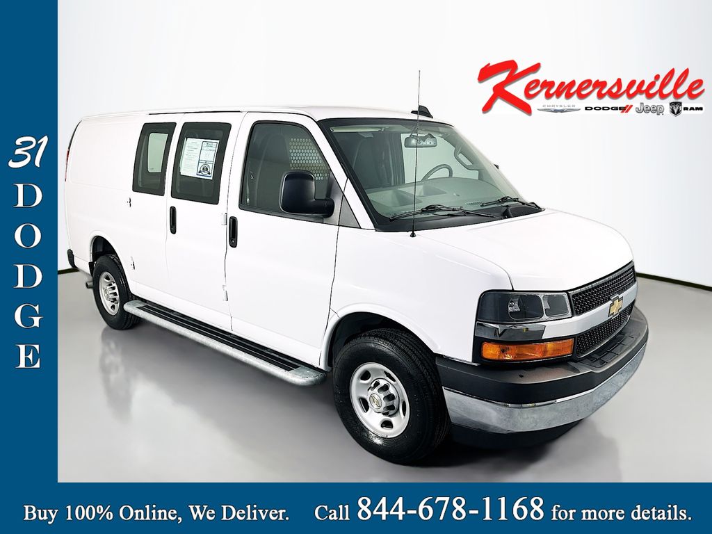 2024 Chevrolet Express 2500 Work Van HD's photo