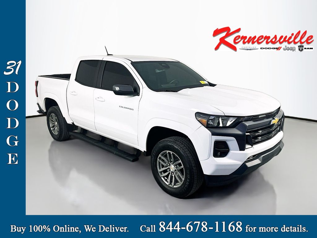 2024 Chevrolet Colorado LT 
