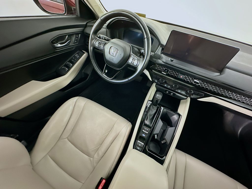 HondaAccord Hybrid9