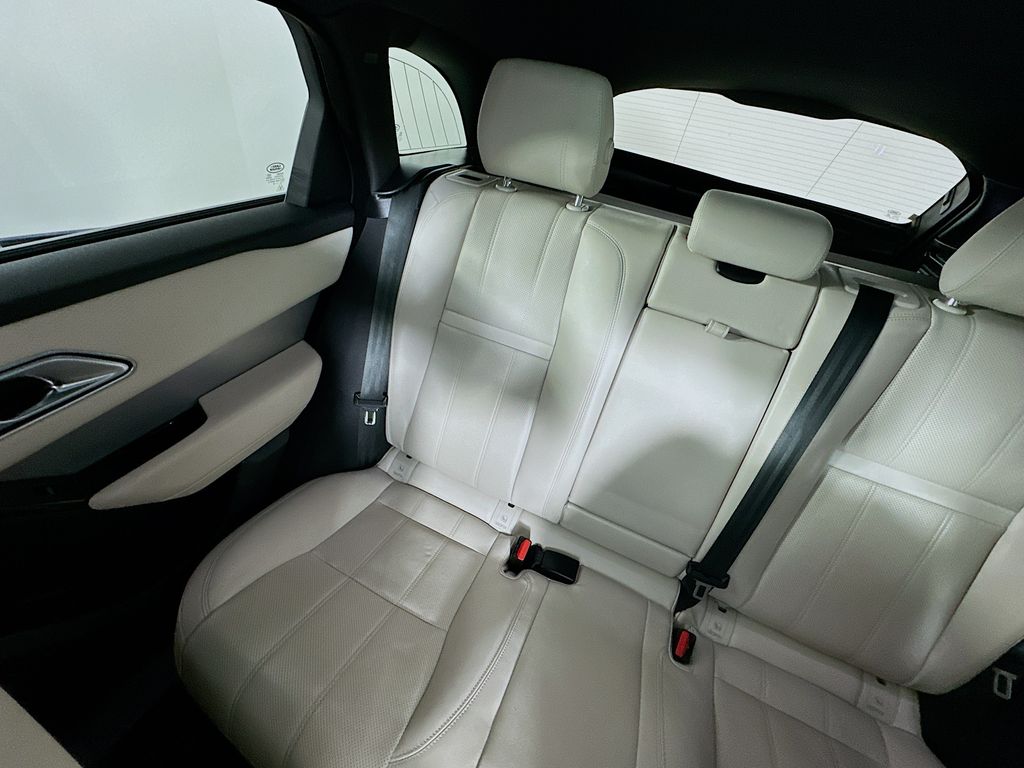 Land RoverRange Rover Velar12