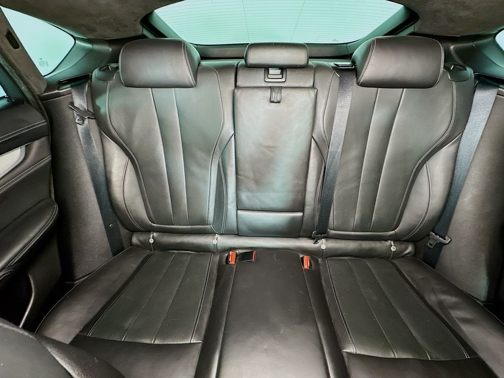 BMWX6 M13