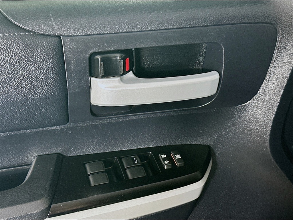 ToyotaTundra24