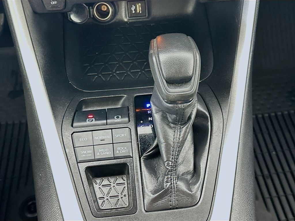 ToyotaRAV416