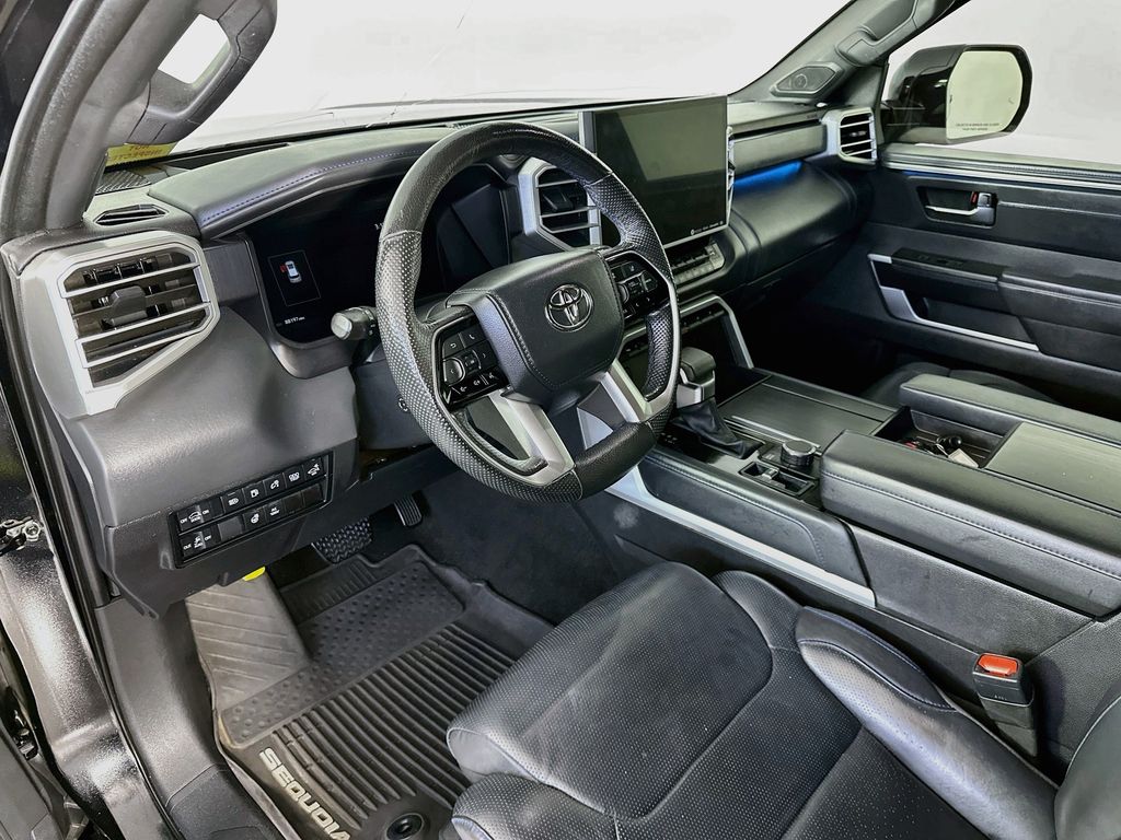 ToyotaSequoia31