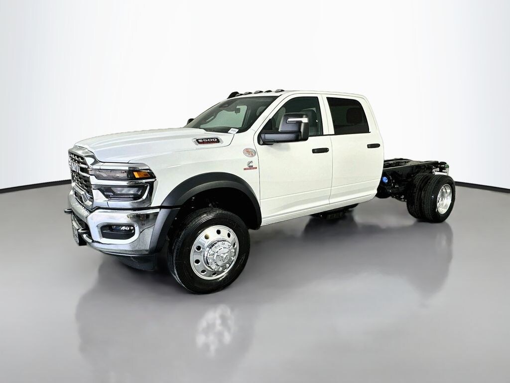 New 2026 Ram 5500 Chassis Tradesman 60 CA Truck Crew Cab