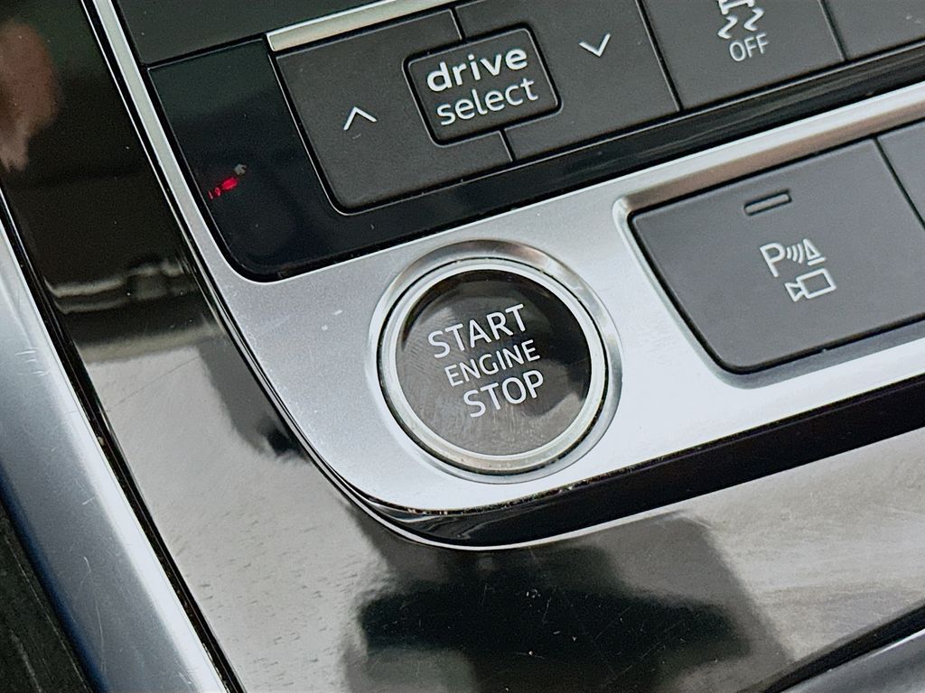 AudiQ727