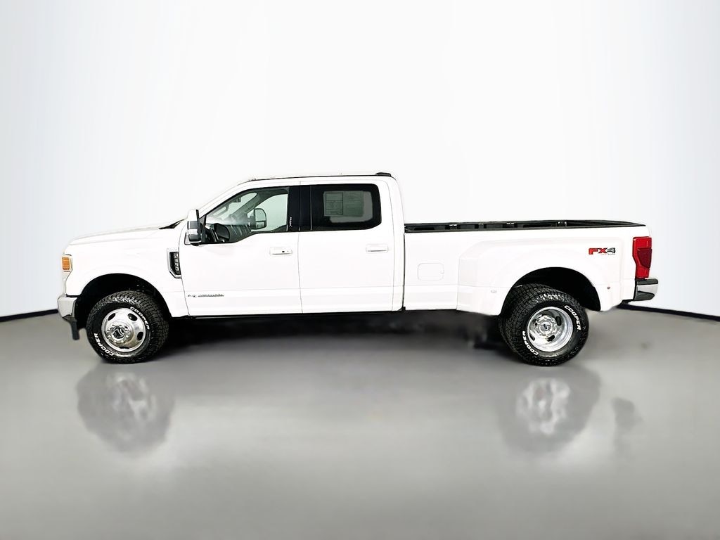 Used 2020 Ford F-350SD Lariat Truck Crew Cab LB