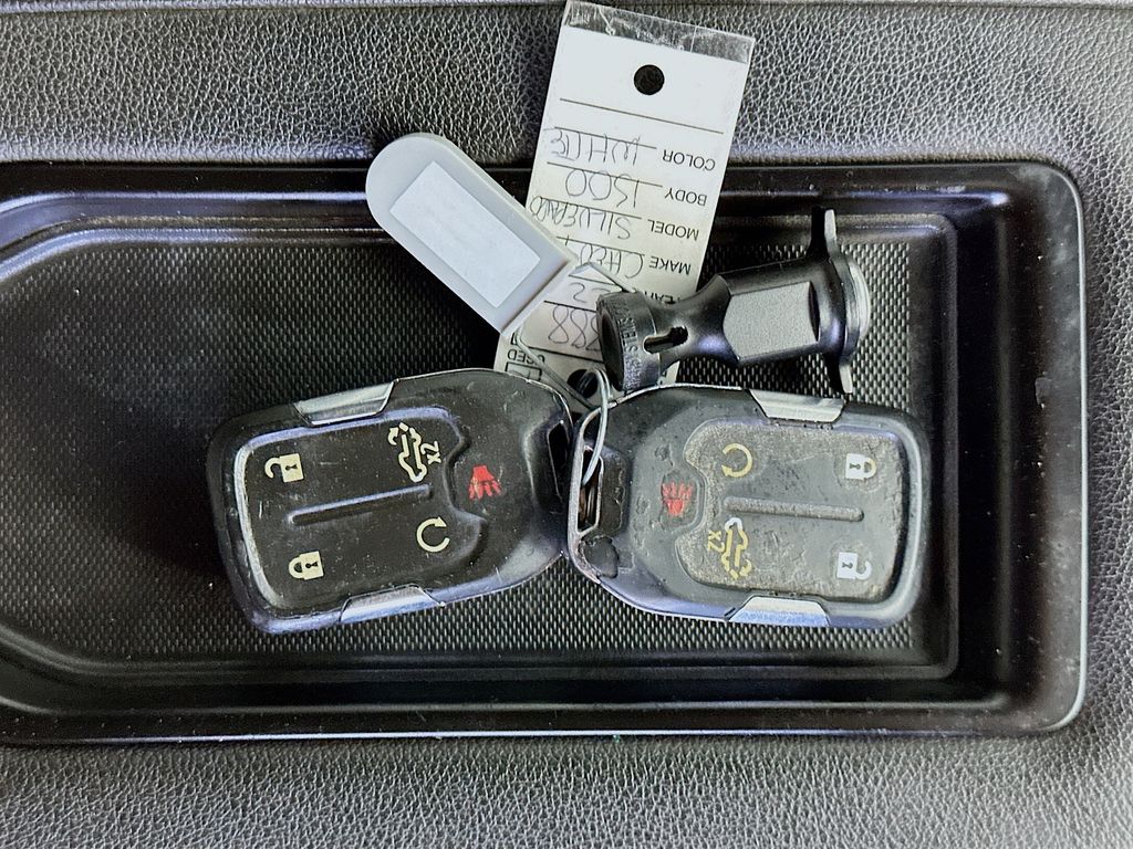ChevroletSilverado 1500 LTD35
