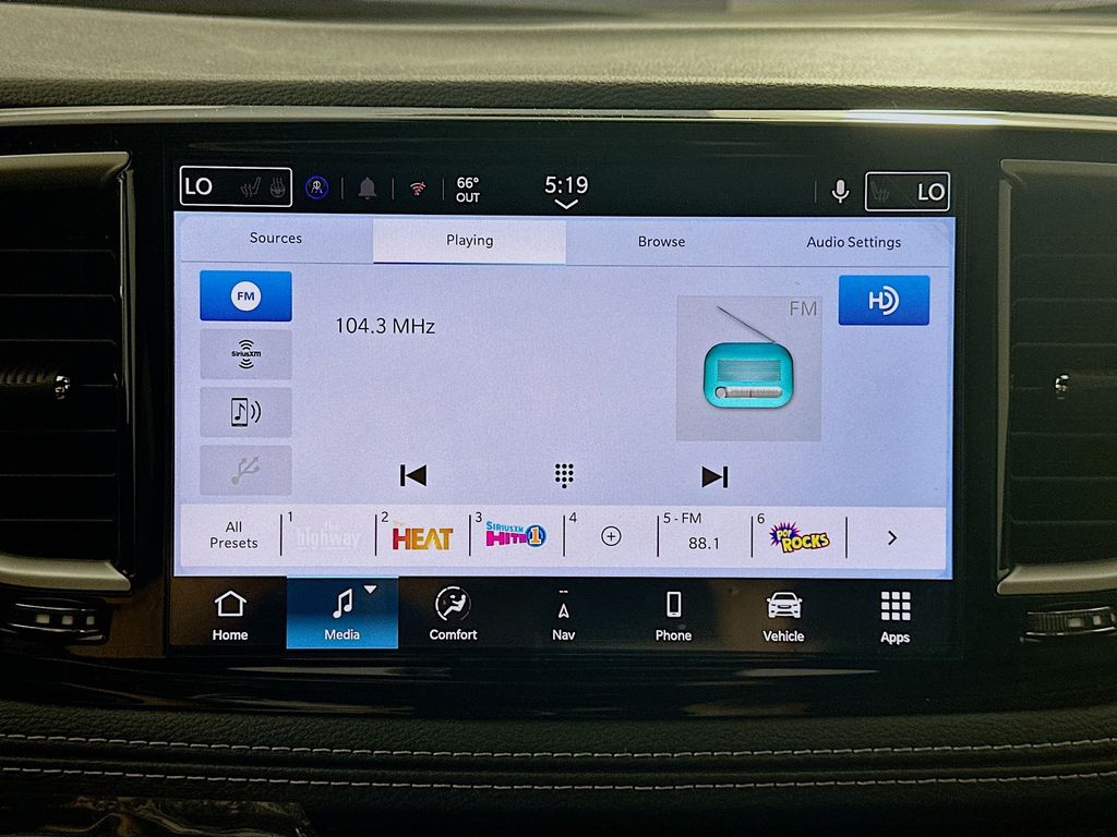 ChryslerPacifica13