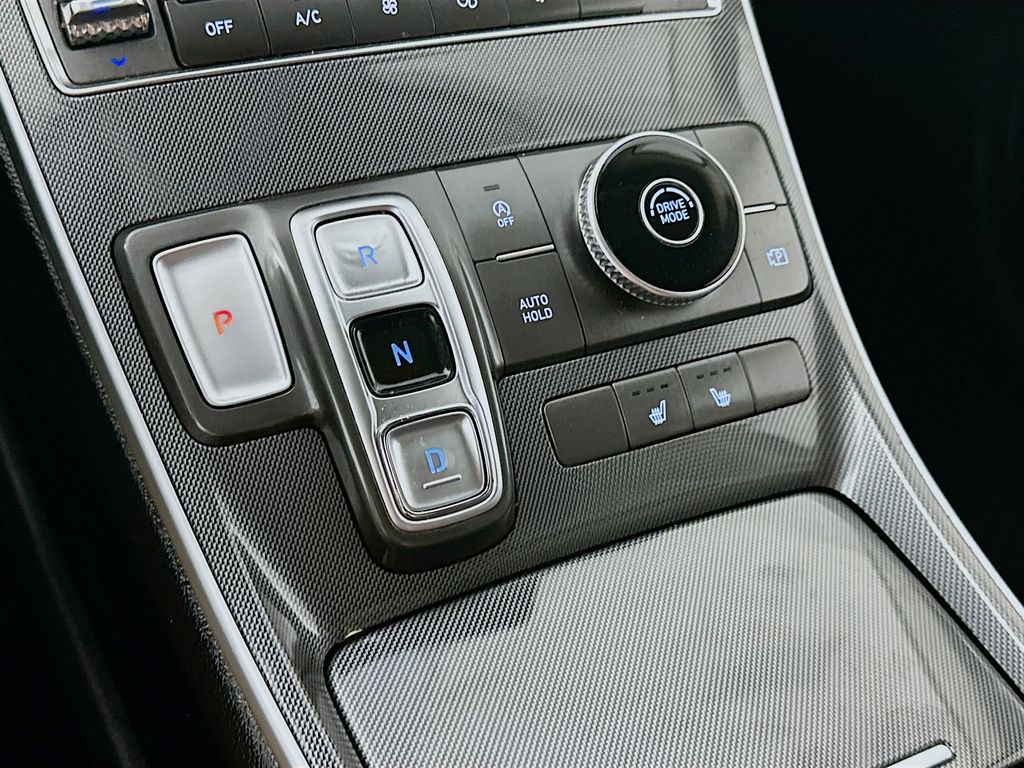 HyundaiSanta Fe16