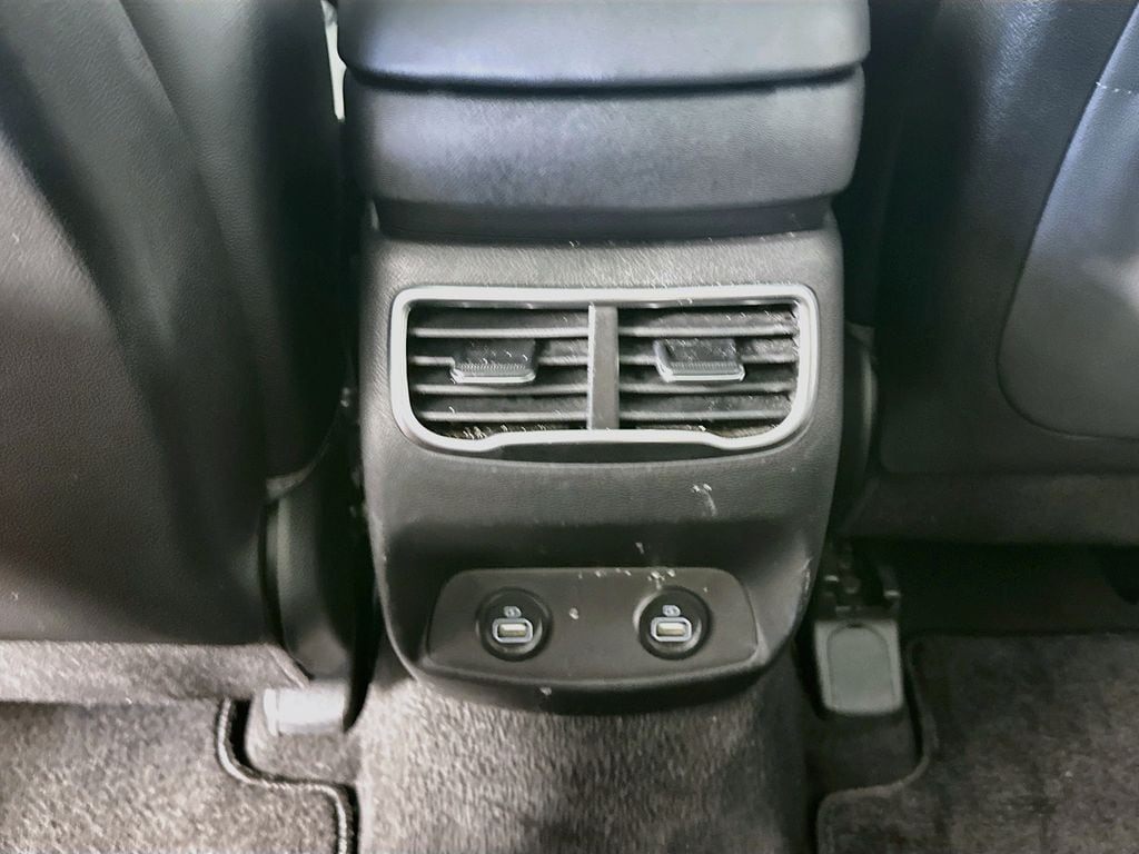 HyundaiSanta Fe22