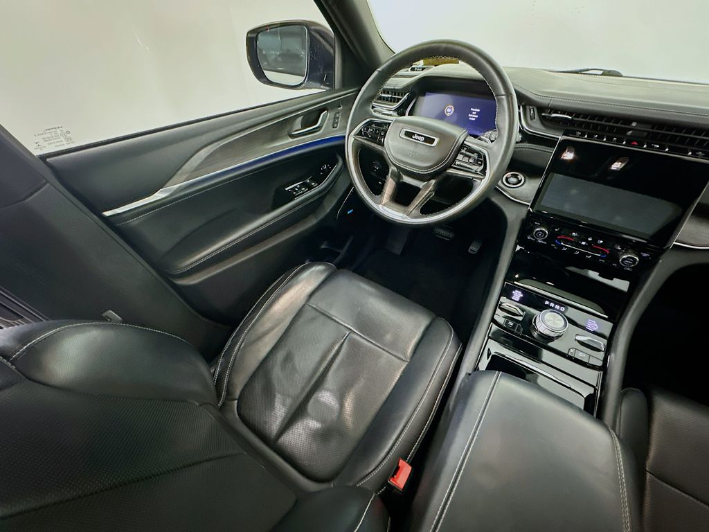 JeepGrand Cherokee9