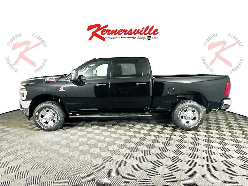 2025 Ram 3500 Tradesman photo 4