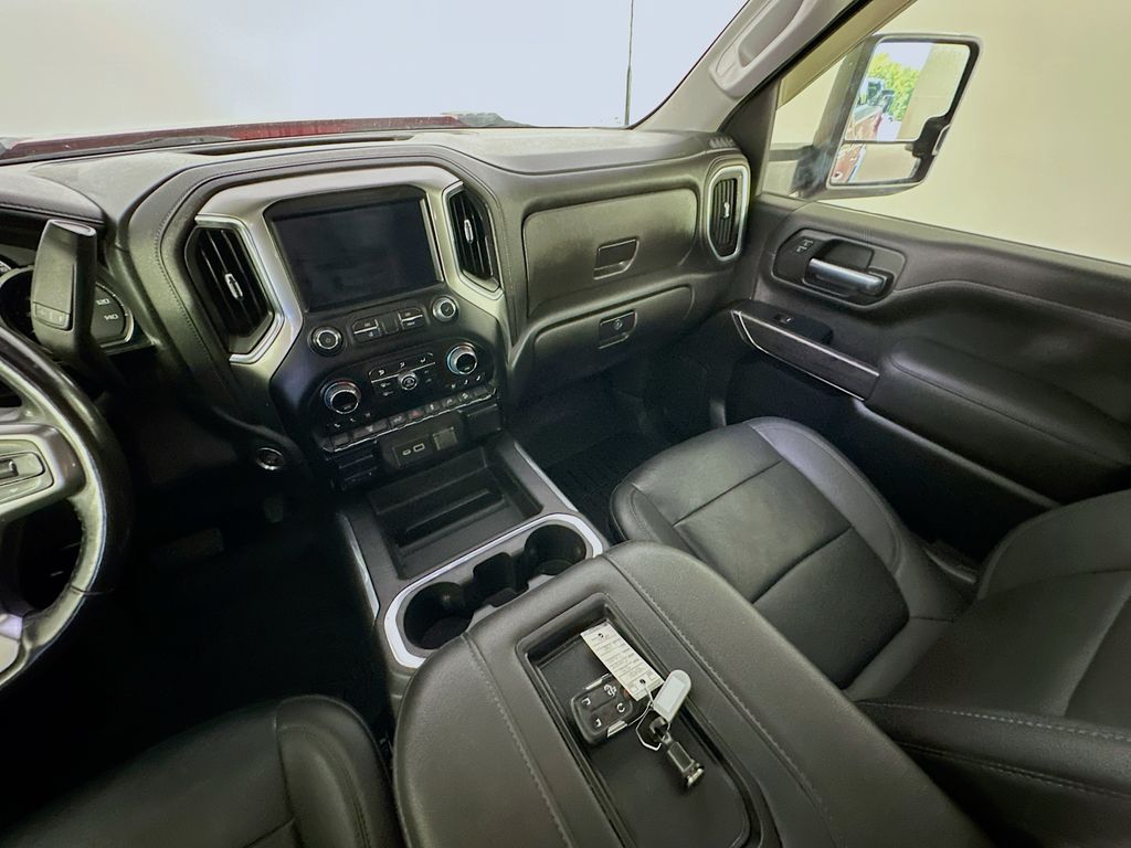 ChevroletSilverado 2500HD11