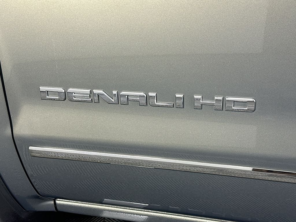 GMCSierra 2500HD29