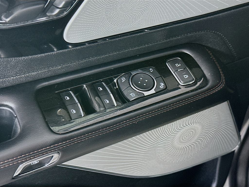 LincolnAviator24