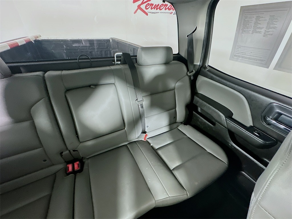 ChevroletSilverado 2500HD14