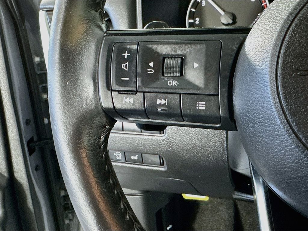 NissanRogue25