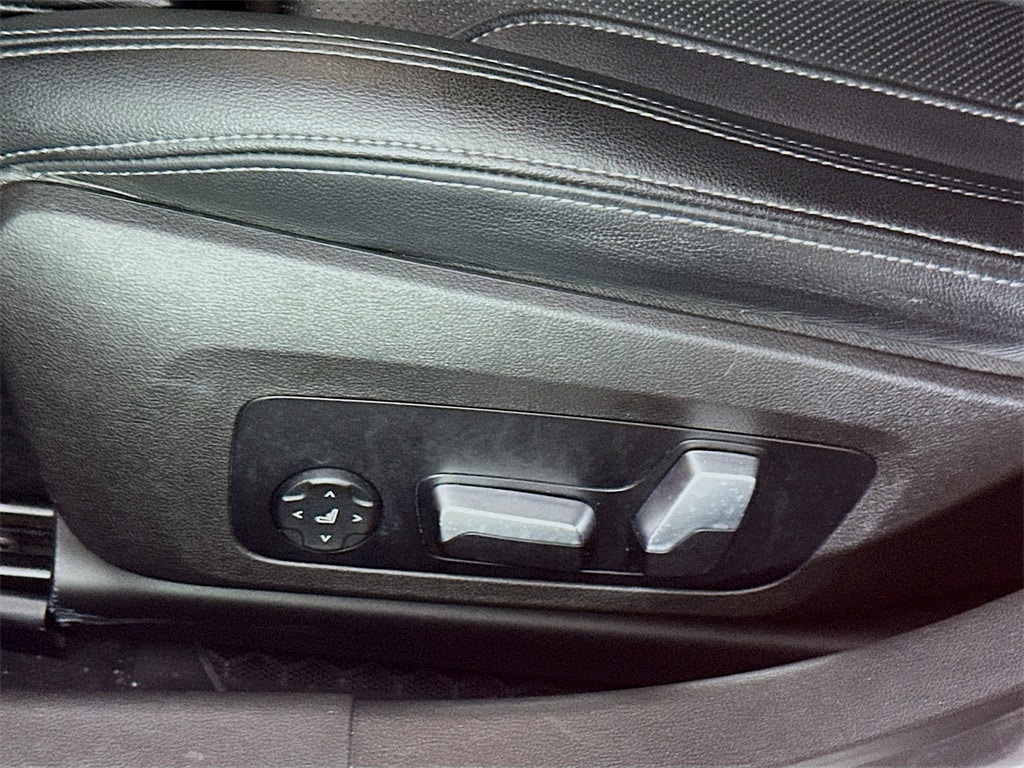 BMW3 Series22
