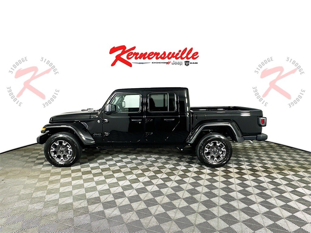 2025 Jeep Gladiator Sport S photo 4