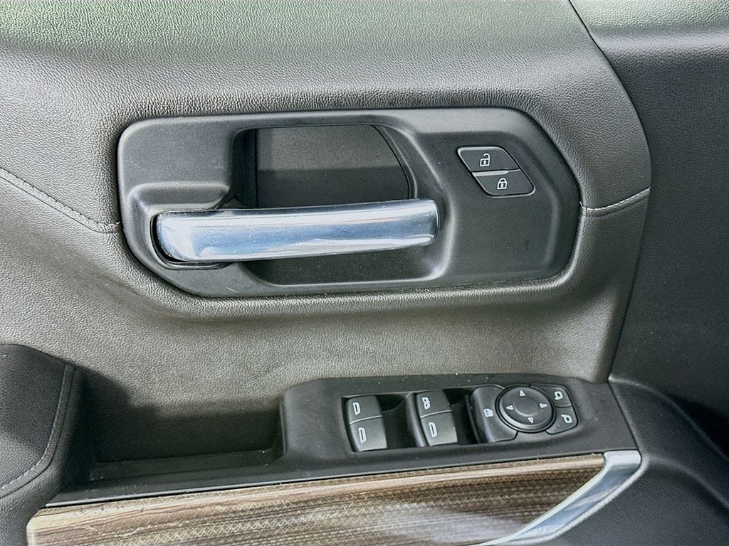 ChevroletSilverado 150024