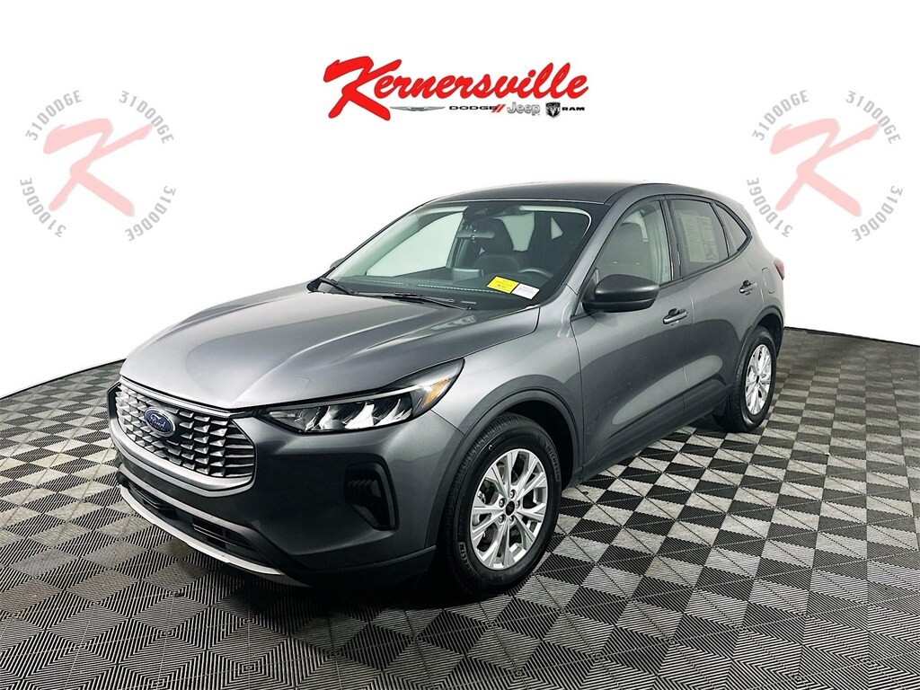 2025 Ford Escape Active photo 3